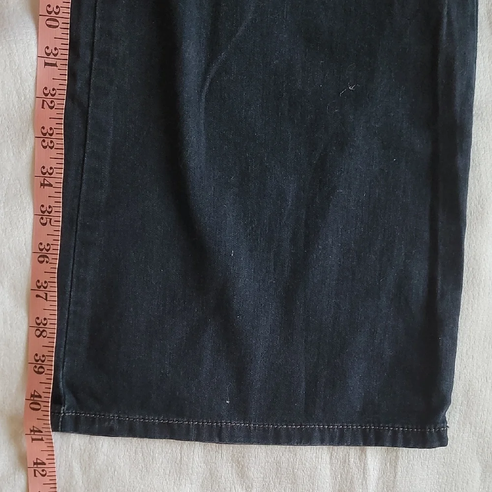 Women's Black Wide-Leg Jeans - Picture 2 of 11